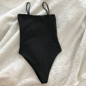 Brandy Melville Poppy bodysuit